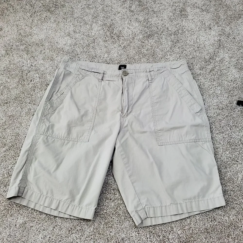 Gap shorts